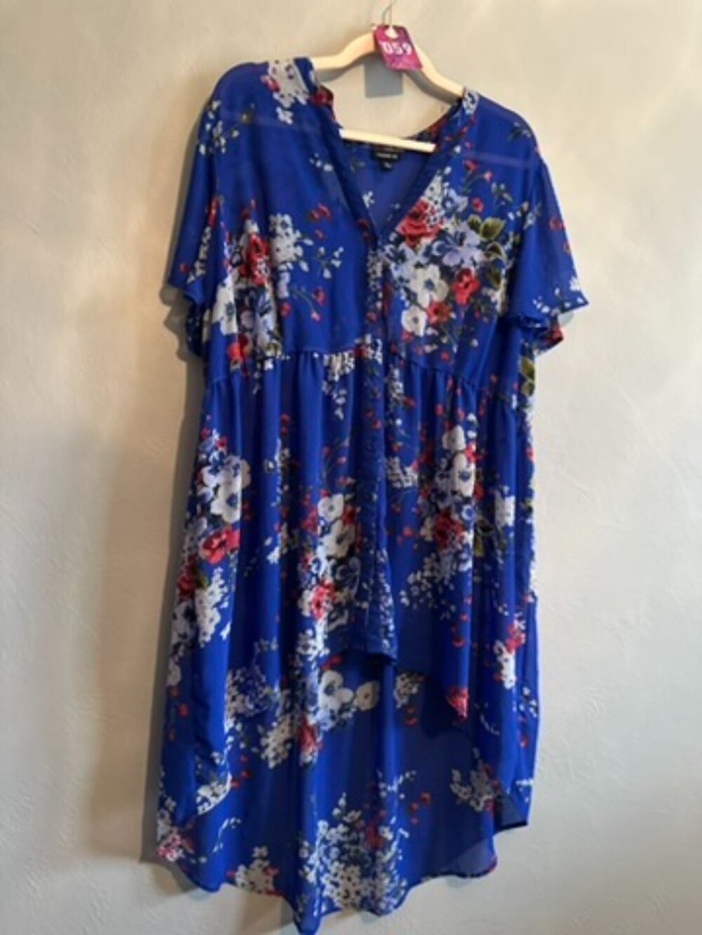 Torrid Blue Floral High Low Top - Size 2 (2x)